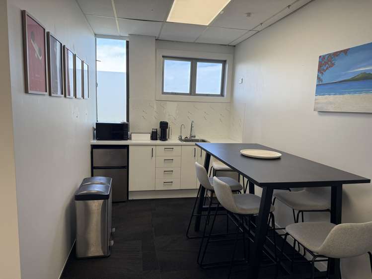 2/46 Wellington Street Howick_6