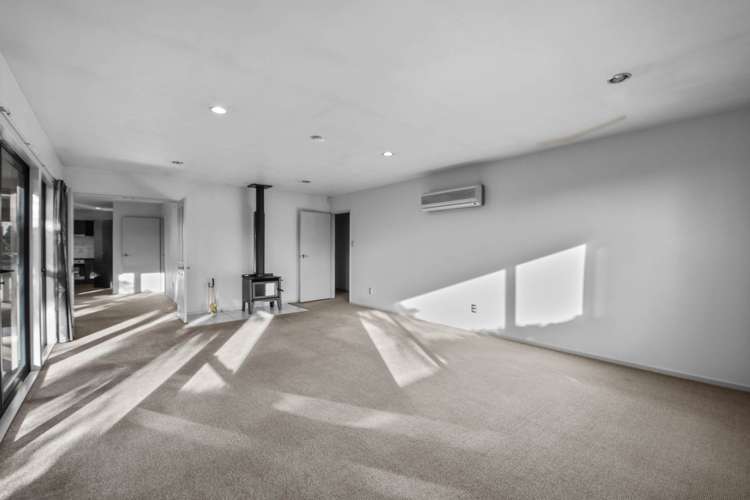 146 Charles Street Blenheim_11