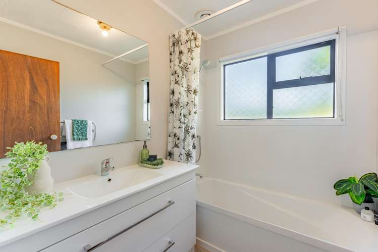 89 Otaihanga Road Otaihanga_10