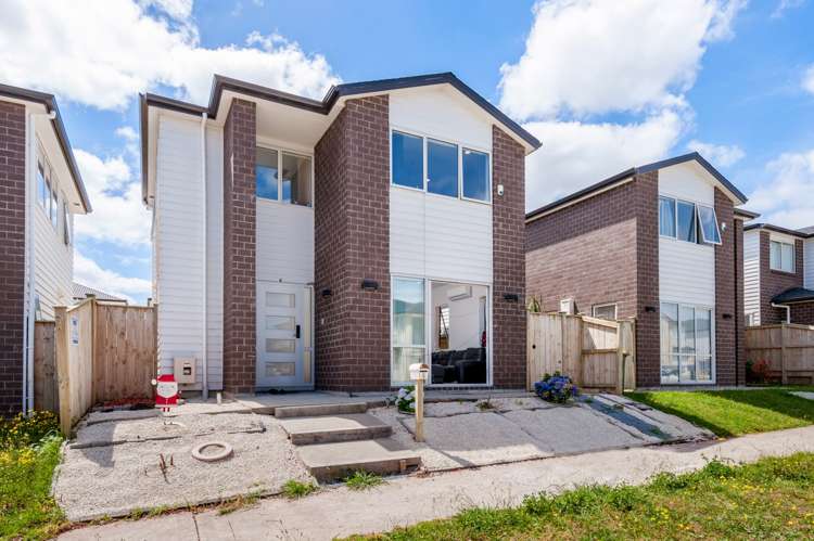 6 Rosewell Crescent Flat Bush_16