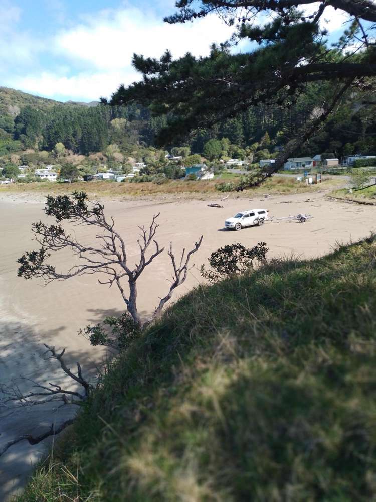 13 Makahuri Place Hicks Bay_7