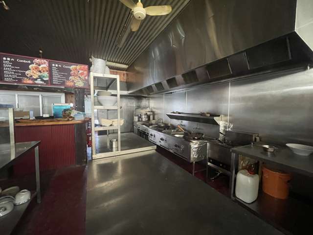 49 Glenmall Place Glen Eden_2