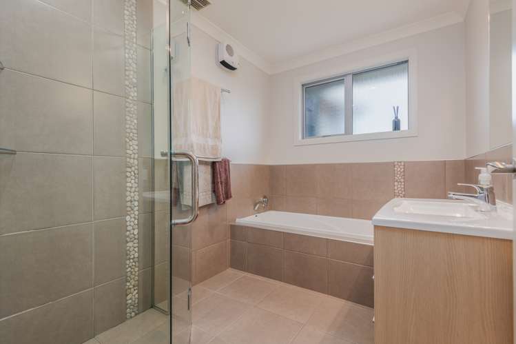 642 Watershed Road Bunnythorpe_13