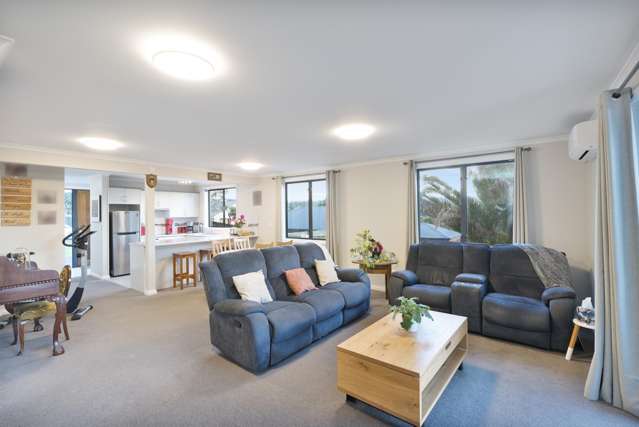 13 View Ridge Drive Ranui_3