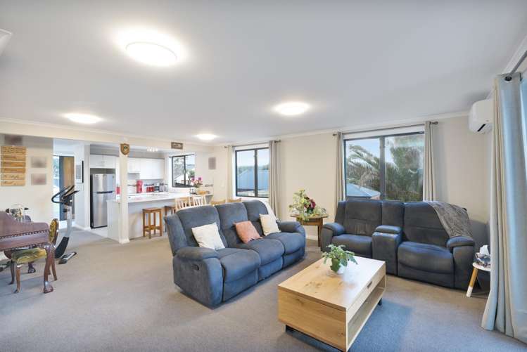 13 View Ridge Drive Ranui_3