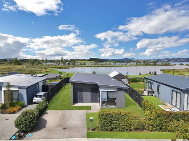 Charming Lakeside Living with Scenic Views