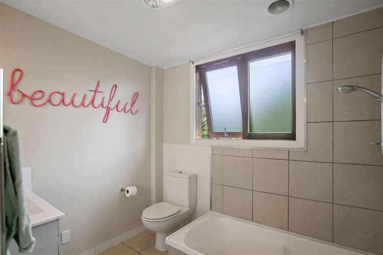 66 Koutunui Road Athenree_15