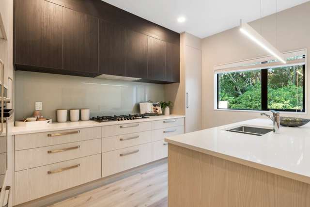 8 Tagish Way Orewa_4