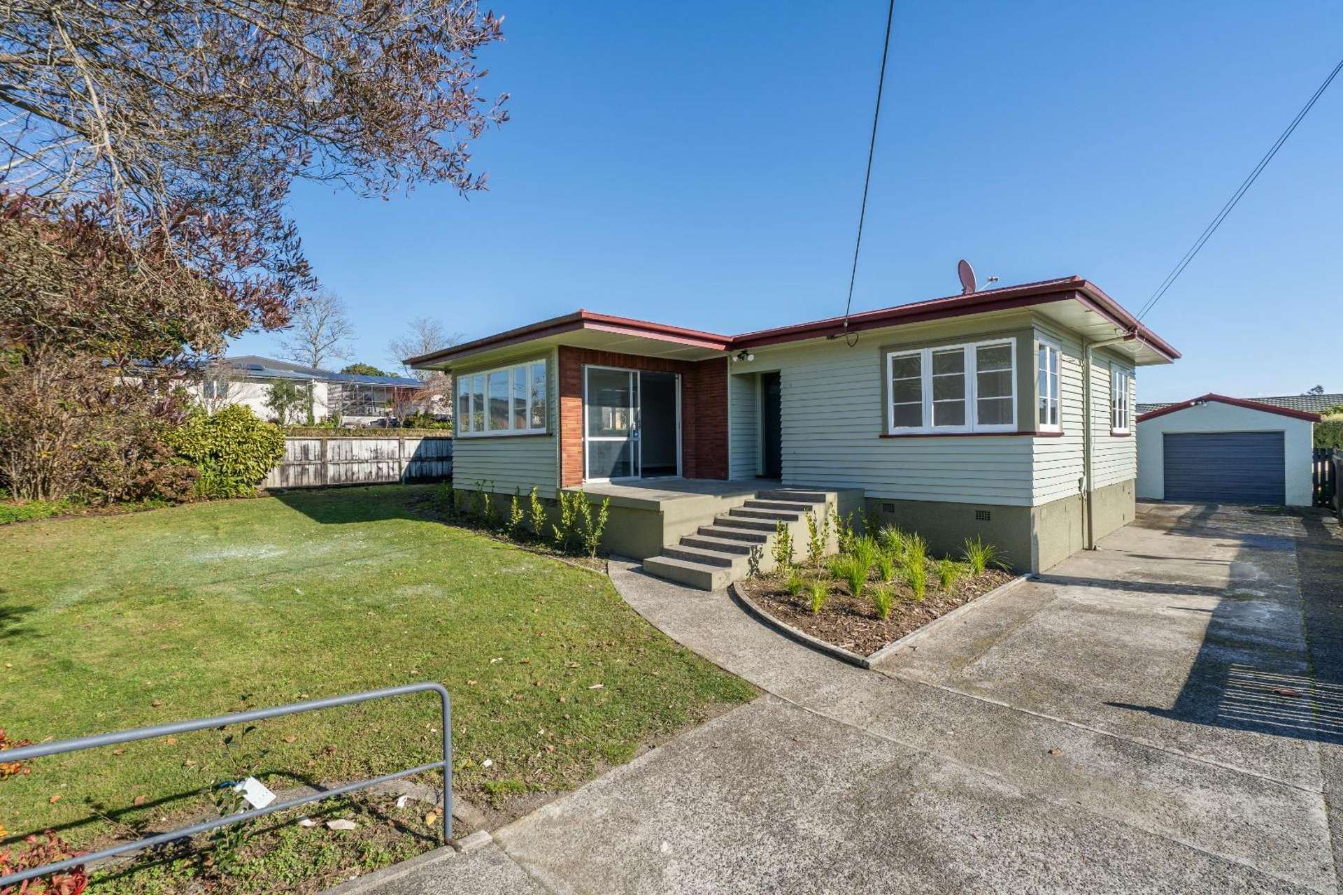 276 Pakura Street 11385_0