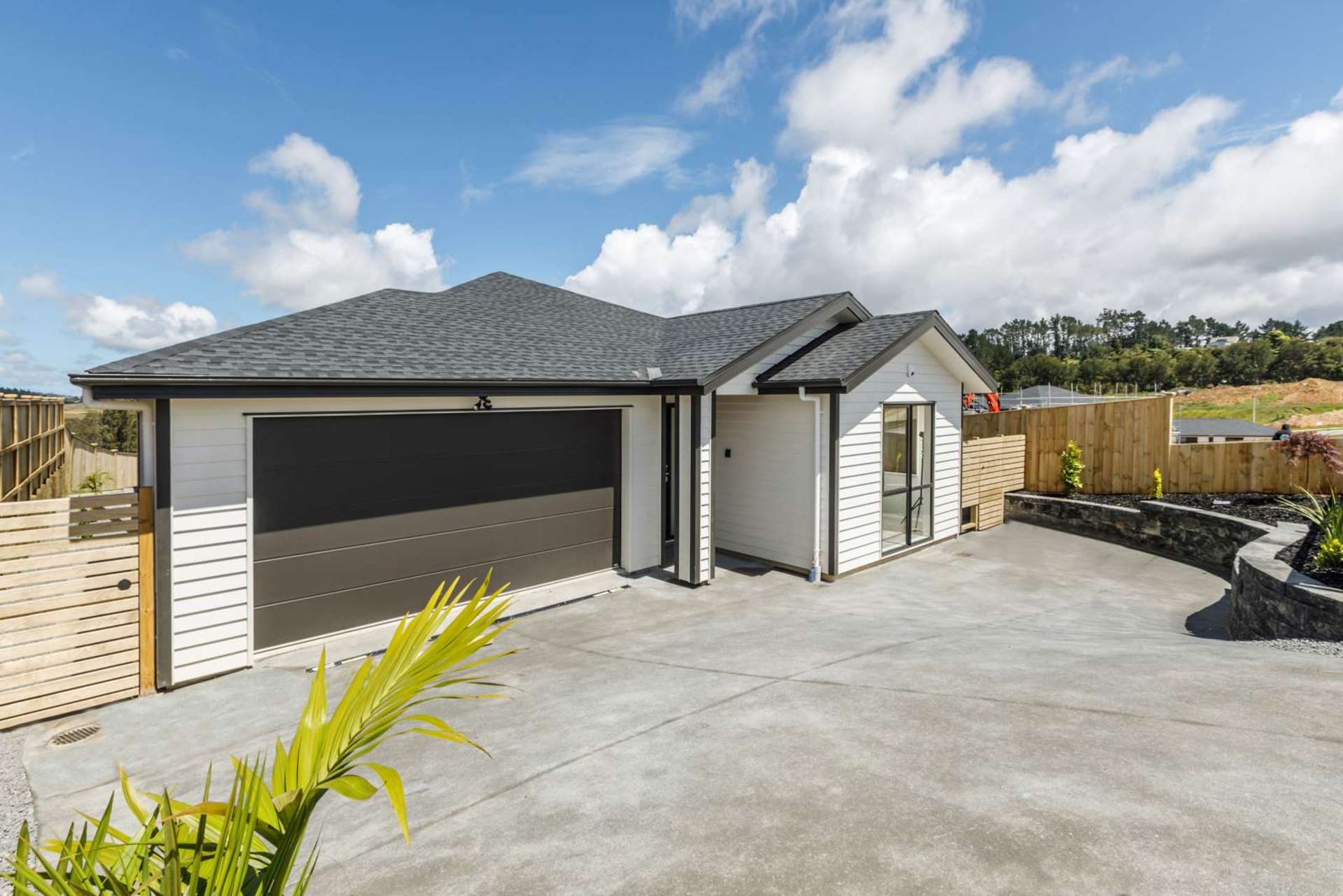 15 Tautoru Avenue Orewa_0