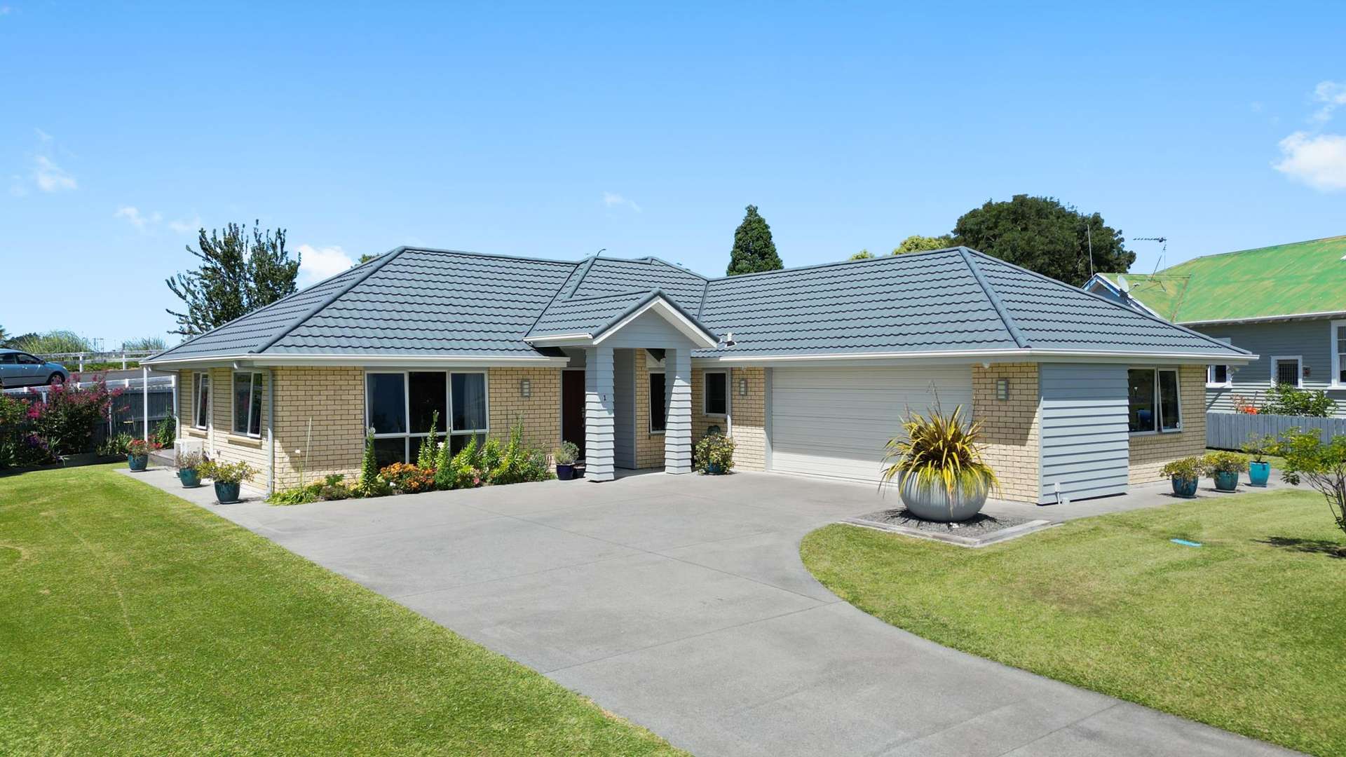 1 The Crescent Taupiri_0