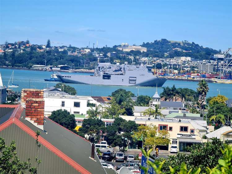 9/66 Victoria Road Devonport_9