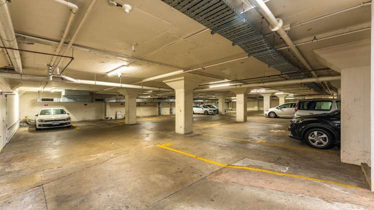 Flat 1202/85 Beach Road City Centre_29