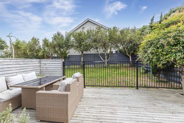 27 Akaroa Drive Maupuia_1