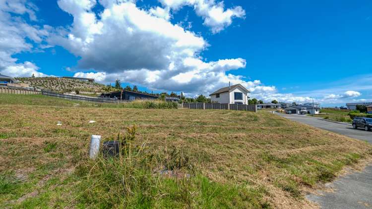 23 Eagles Way Cable Bay_7