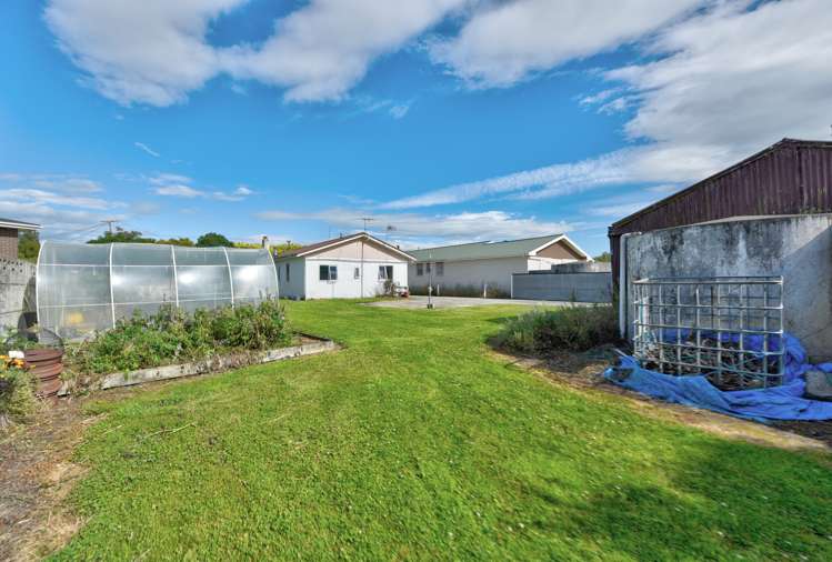 129 Seaward Road Edendale_19