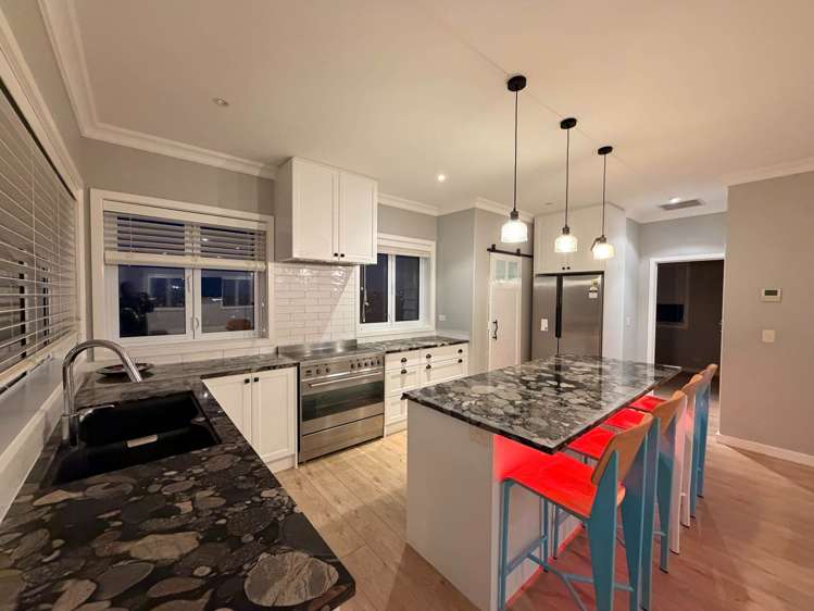 10 Tuangi Street Long Bay_4
