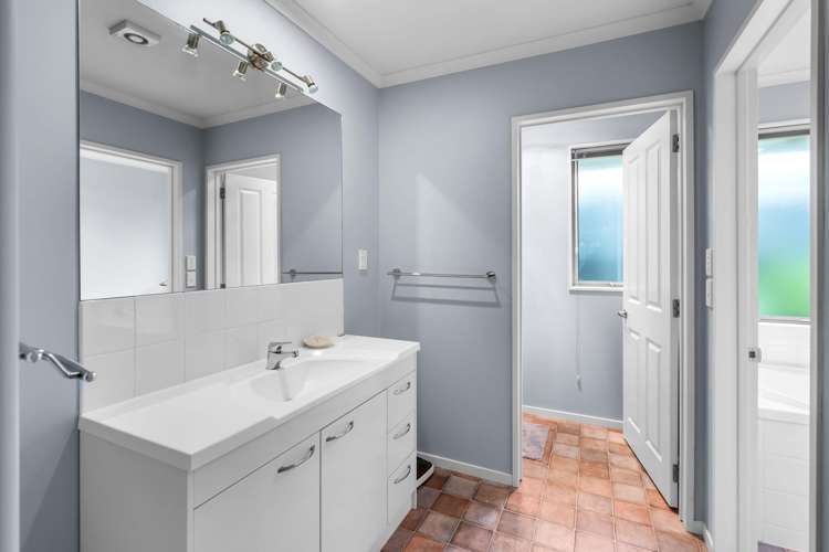 9 Globe Bay Drive Templeton_13