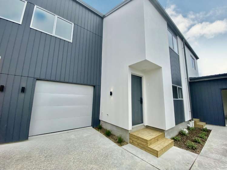 19C Howe Street_0