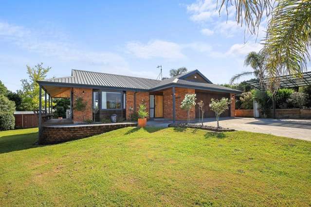 Charming Four Bedroom Lockwood Home with Double Internal Access Garage