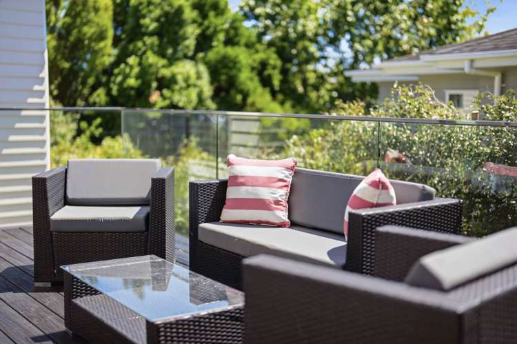 18 Newport Place Forrest Hill_38