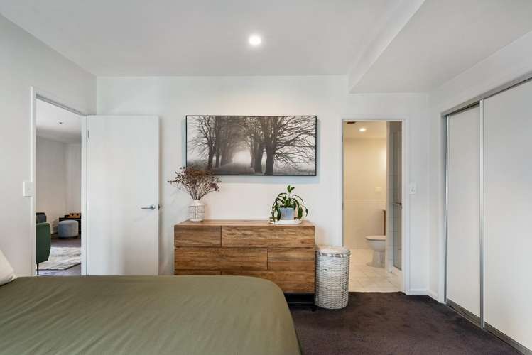 2E/8 Howe Street Freemans Bay_10