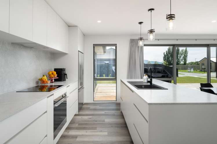 9 Ketu Lane Redwoodtown_13