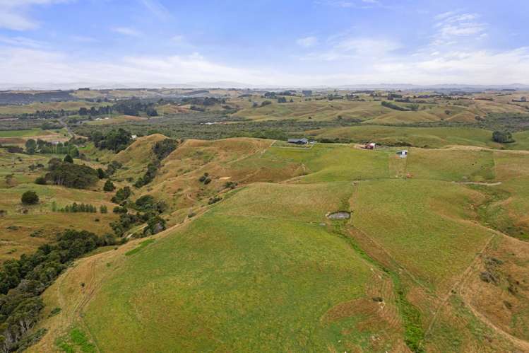 1173 Churchill Road Pukekawa_20