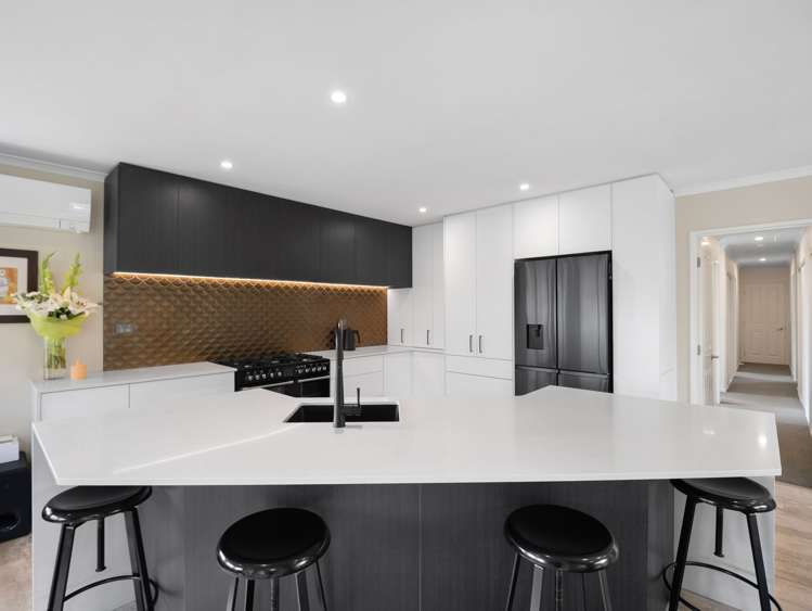 136 Lowes Road_3