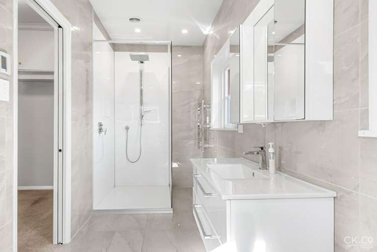 653 Fergusson Drive Trentham_15