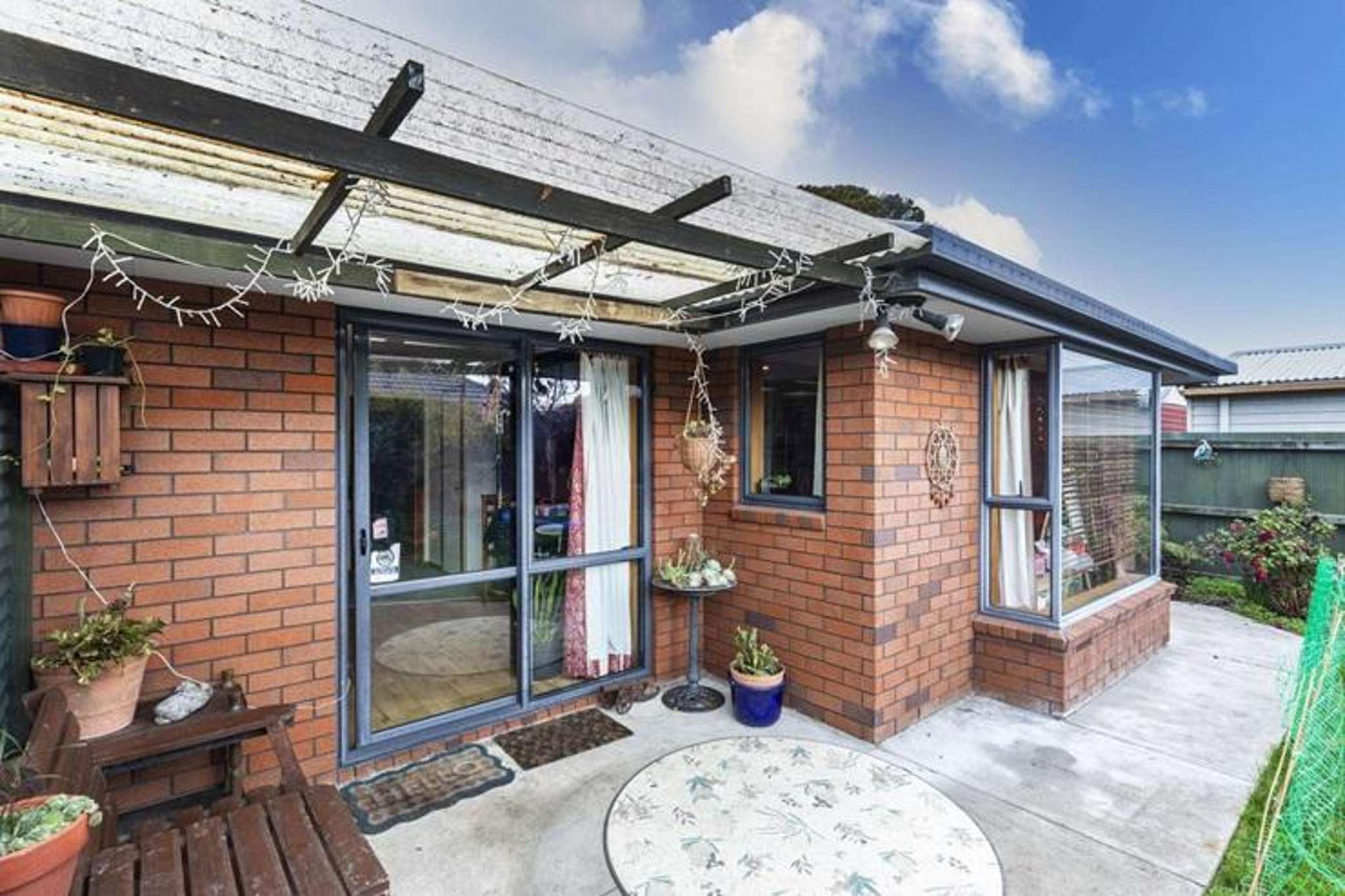 Elderly vendor ‘gobsmacked’ after her damaged home sells for $507,000