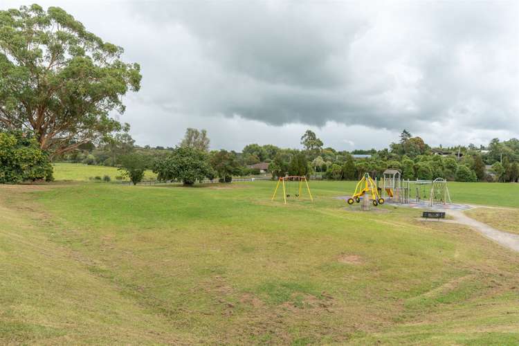 80 McKay Drive Temple View_23