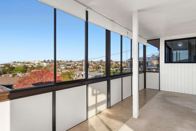 9b Tirinui Crest Road Otumoetai_4