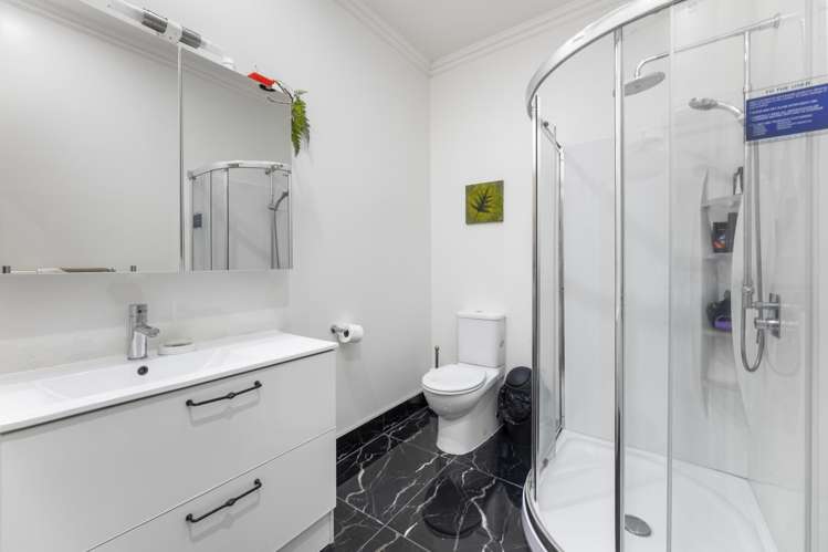 12 Shirley Lane Sawyers Bay_21