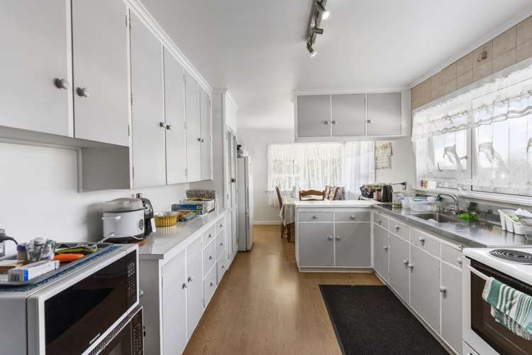 4 Tawa Crescent Manurewa_7