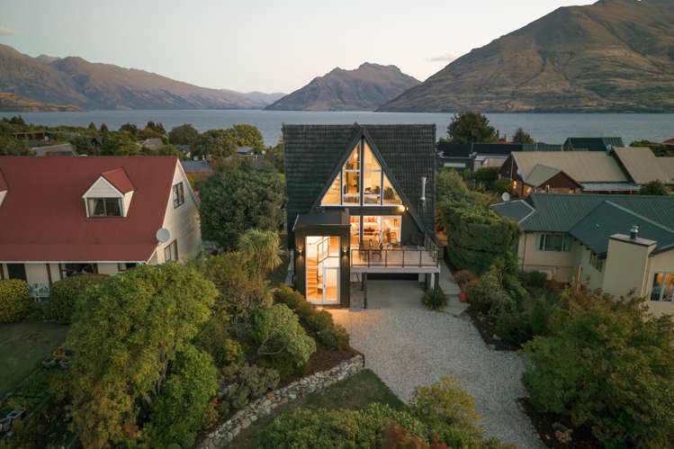 696 Peninsula Road Kelvin Heights_26