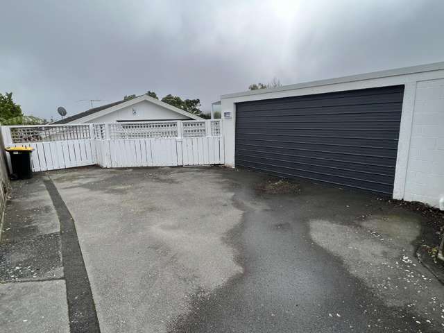 108b Messines Road, Karori