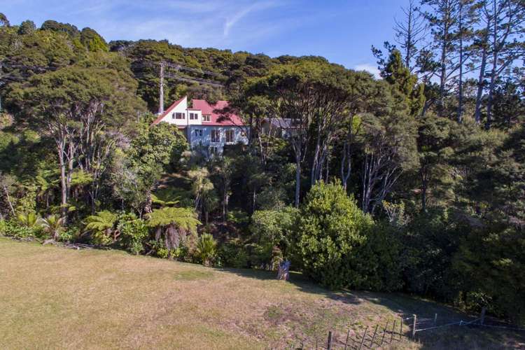 422 Huia Road Laingholm_16