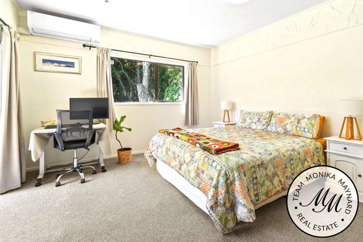 8 Deodar Place Totara Heights_13