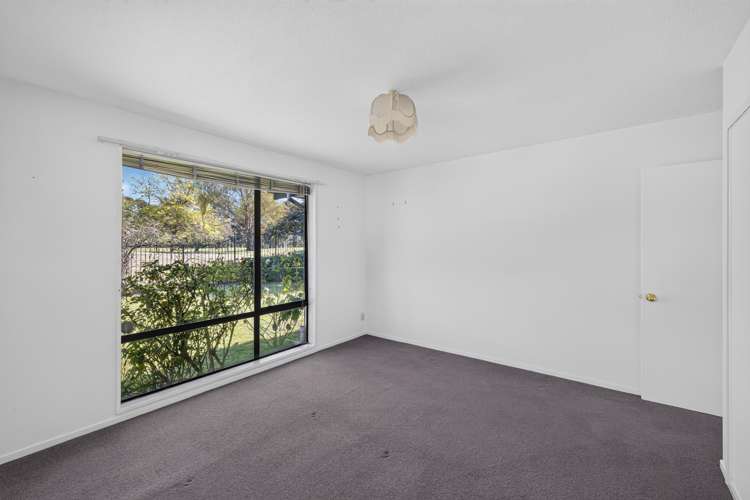 2/245 Wainoni Road Avondale_15