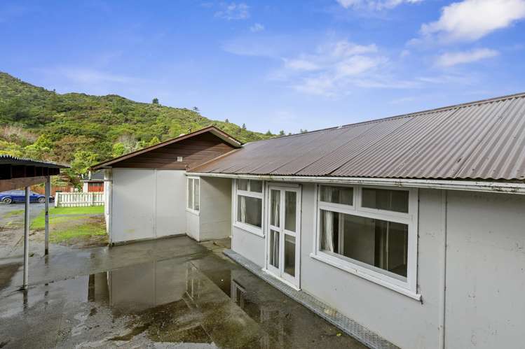71 Hair Street Wainuiomata_7