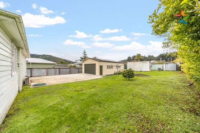 76 Main Road Wainuiomata_1