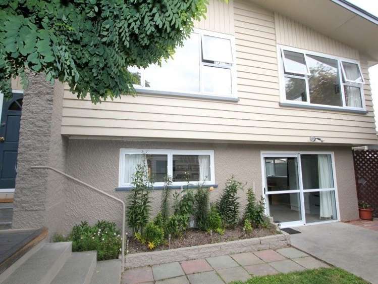 5 Queens Drive Allenton_21