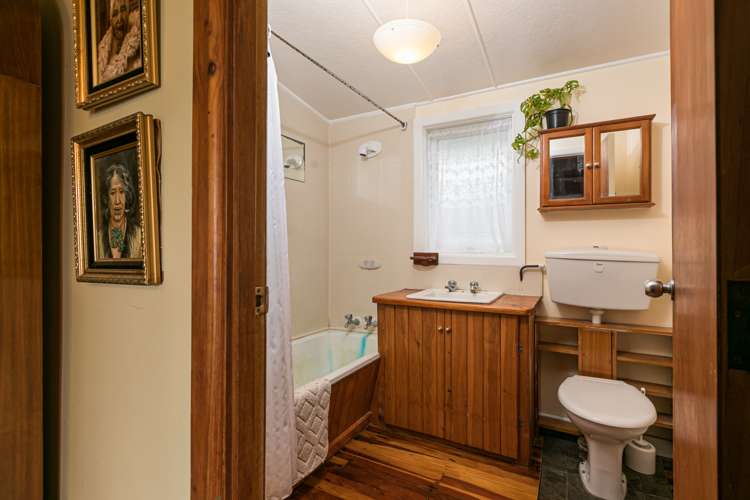 11 Smith Street Waipukurau and Surrounds_14