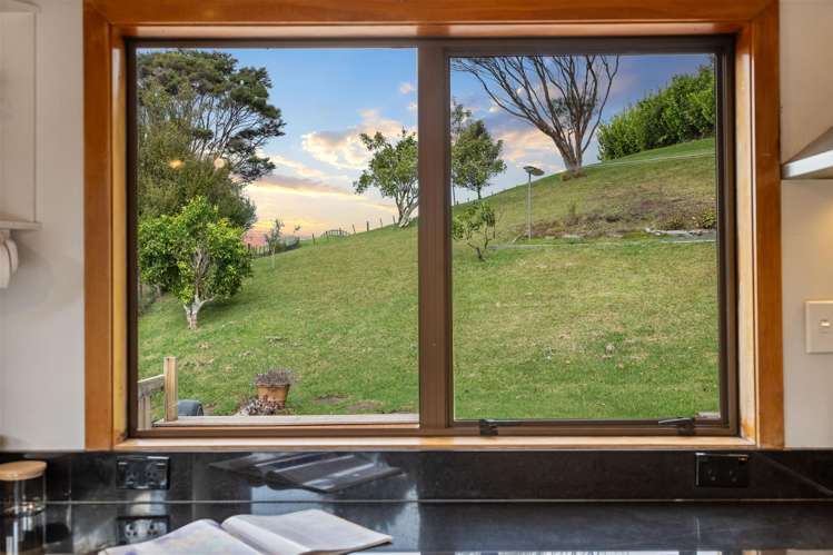 32 Opanuku Road Henderson Valley_19