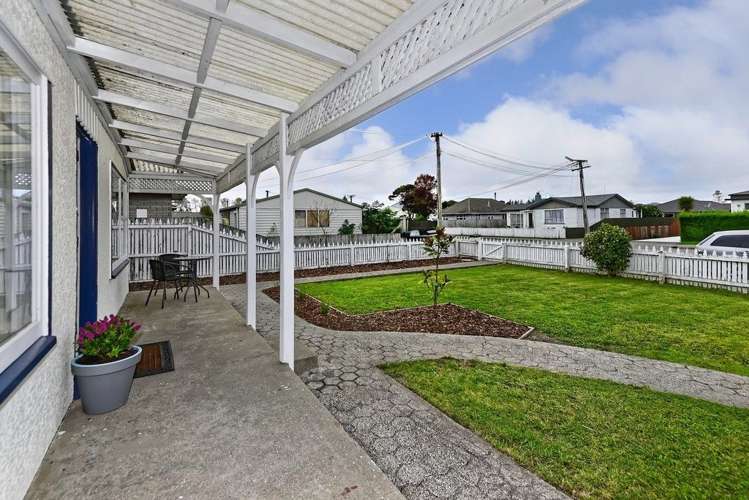 16 Cleland Street Belfast_12