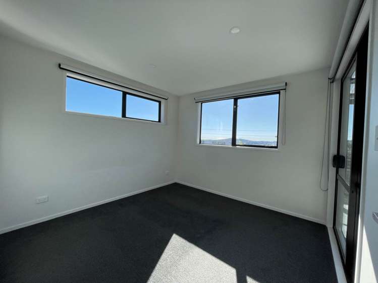 18 Canna Street Totara Park_5