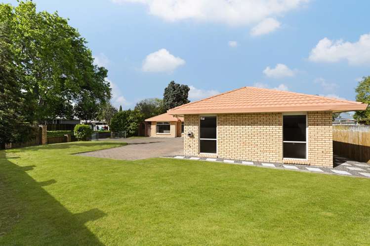 2 Kingsford Mews Hamilton East_3