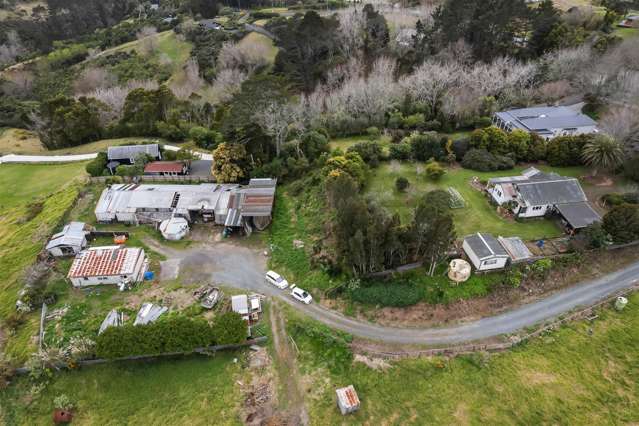 375 Whitford Road Whitford_2