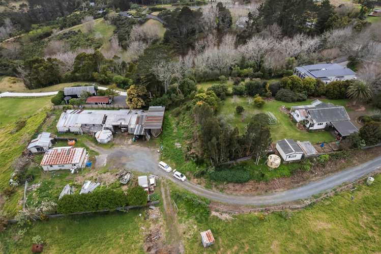 375 Whitford Road_2